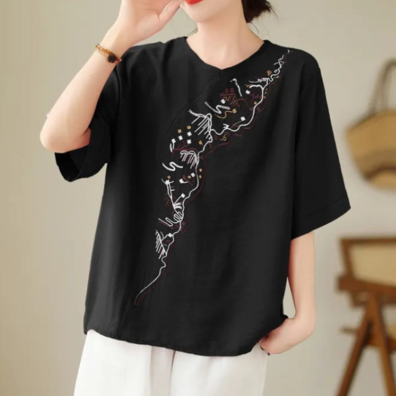 Ethnic Casual Embroidered Geometry Pattern Women's Crew Neck Design Half Sleeve T-Shirt