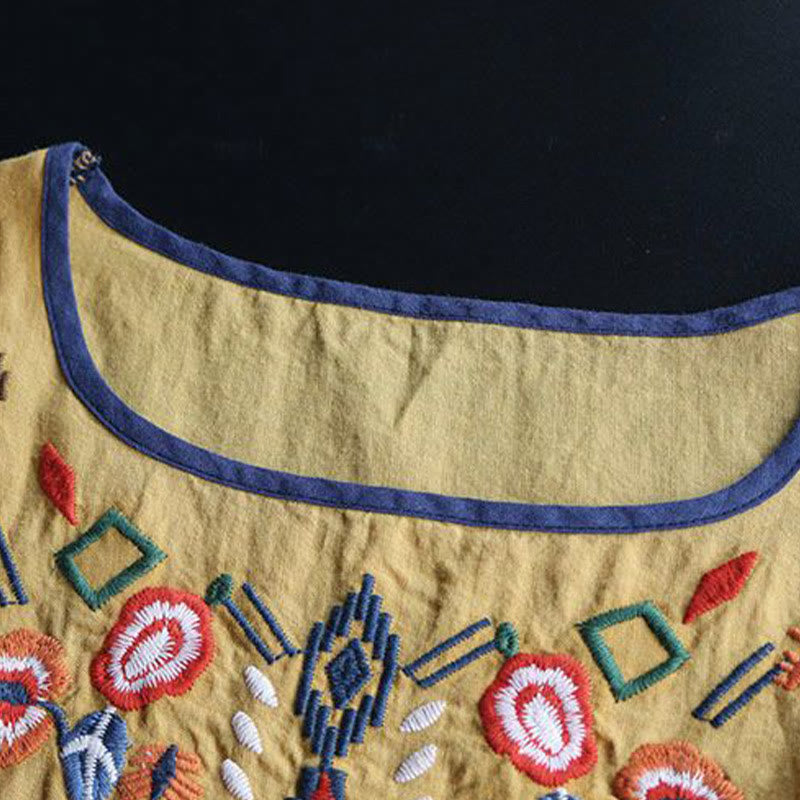 Retro Artistic Embroidery Floral Pattern Crew Neck Women's Cotton Linen Short Sleeve T-Shirt