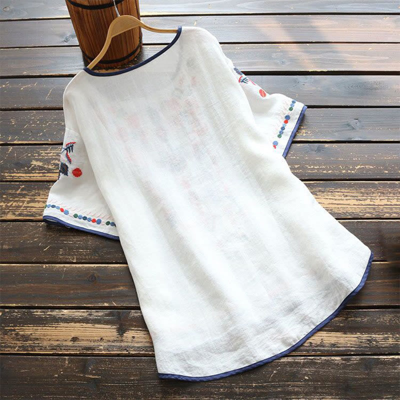 Retro Artistic Embroidery Floral Pattern Crew Neck Women's Cotton Linen Short Sleeve T-Shirt