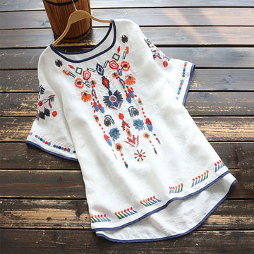 Retro Artistic Embroidery Floral Pattern Crew Neck Women's Cotton Linen Short Sleeve T-Shirt