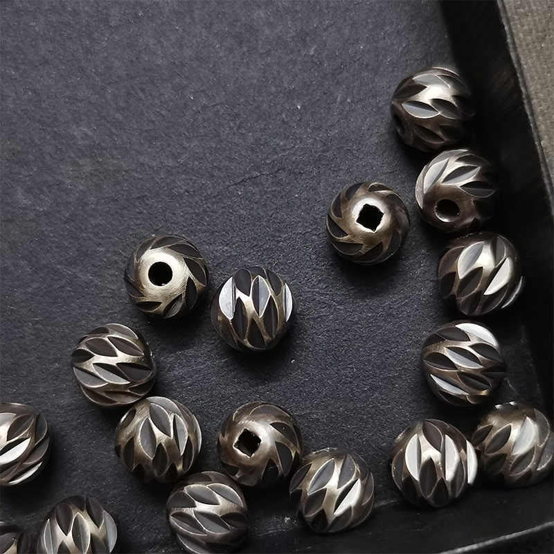 Vintage Distressed Knife Carving Pattern Copper Brass Beads Wealth Bracelet