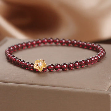 Natural 4mm Garnet Beaded Flower Passion Bracelet