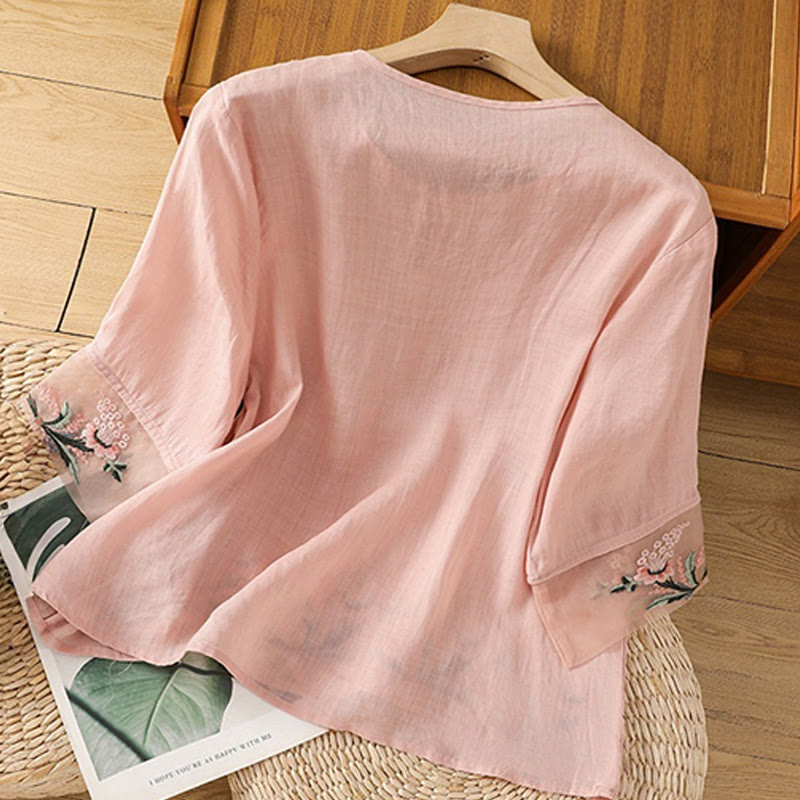 Casual Floral Embroidery Crew Neck Women's Frog-Button Polyester Half Sleeve Shirt