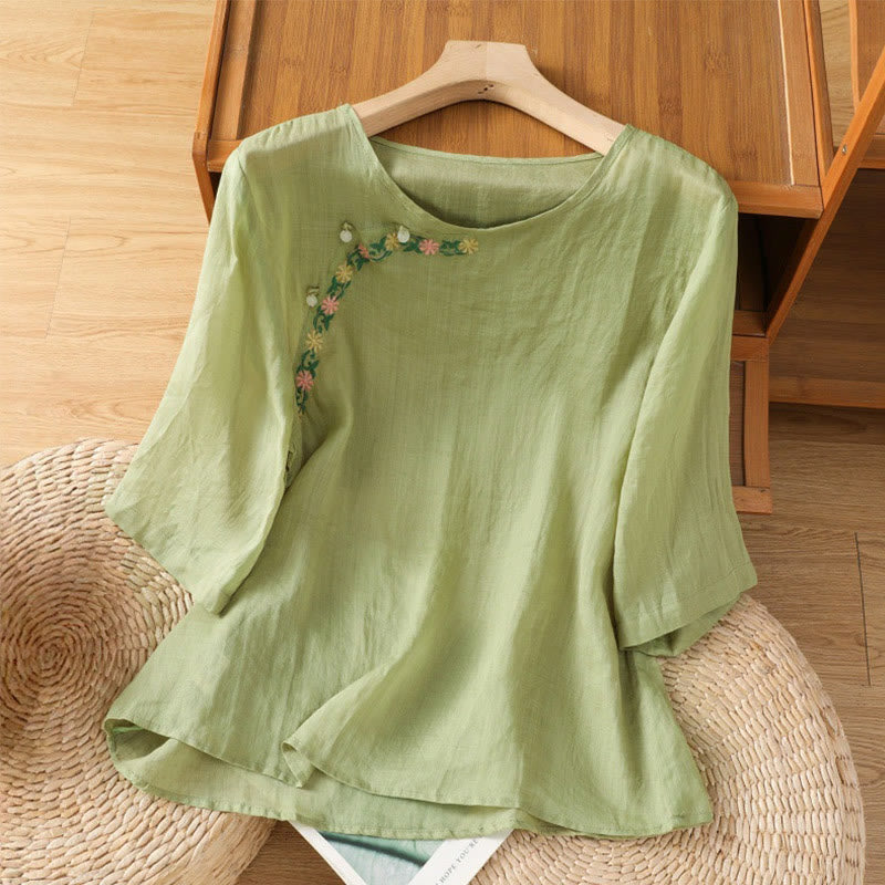 Casual Embroidery Flowers Cotton Polyester Half Sleeve Women's Crew Neck Shirt