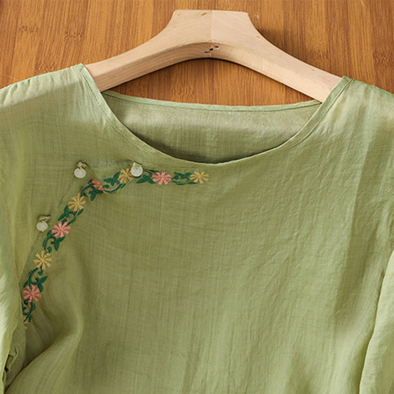 Casual Embroidery Flowers Cotton Polyester Half Sleeve Women's Crew Neck Shirt
