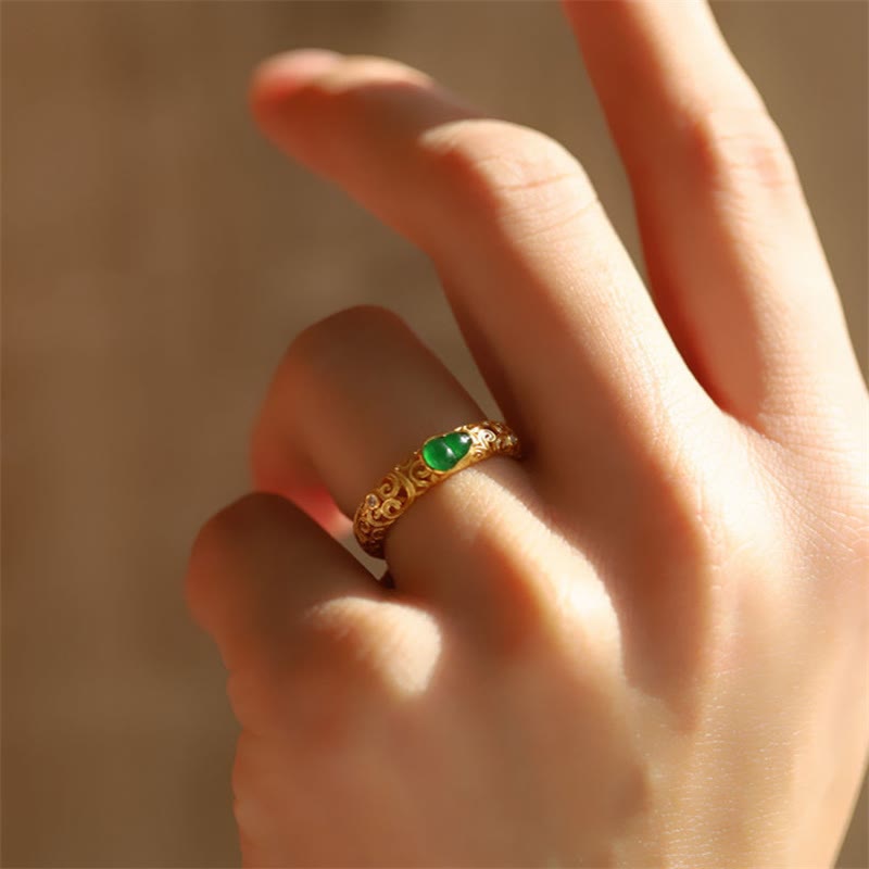 Vintage Gourd Green Chalcedony Copper Alloy Wealth Ring