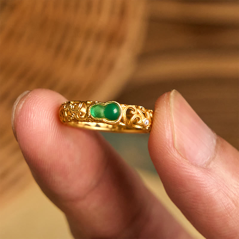 Vintage Gourd Green Chalcedony Copper Alloy Wealth Ring