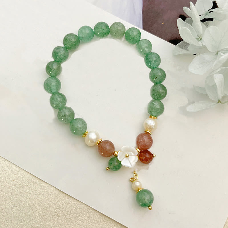 Green Strawberry Quartz and Pearl Peach Blossom Shell Bracelet