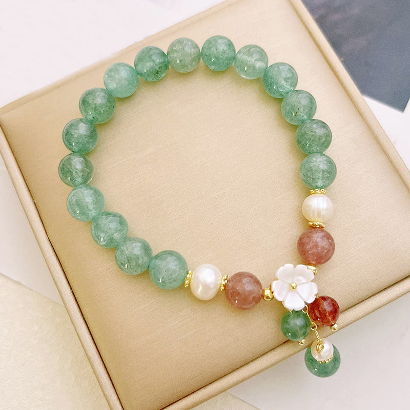 Green Strawberry Quartz and Pearl Peach Blossom Shell Bracelet