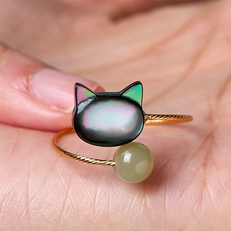 Adjustable Black Tridacna and Jade Carved Cat Blessing Ring