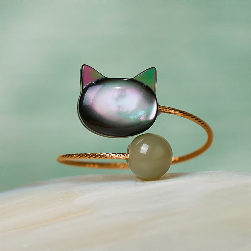 Adjustable Black Tridacna and Jade Carved Cat Blessing Ring