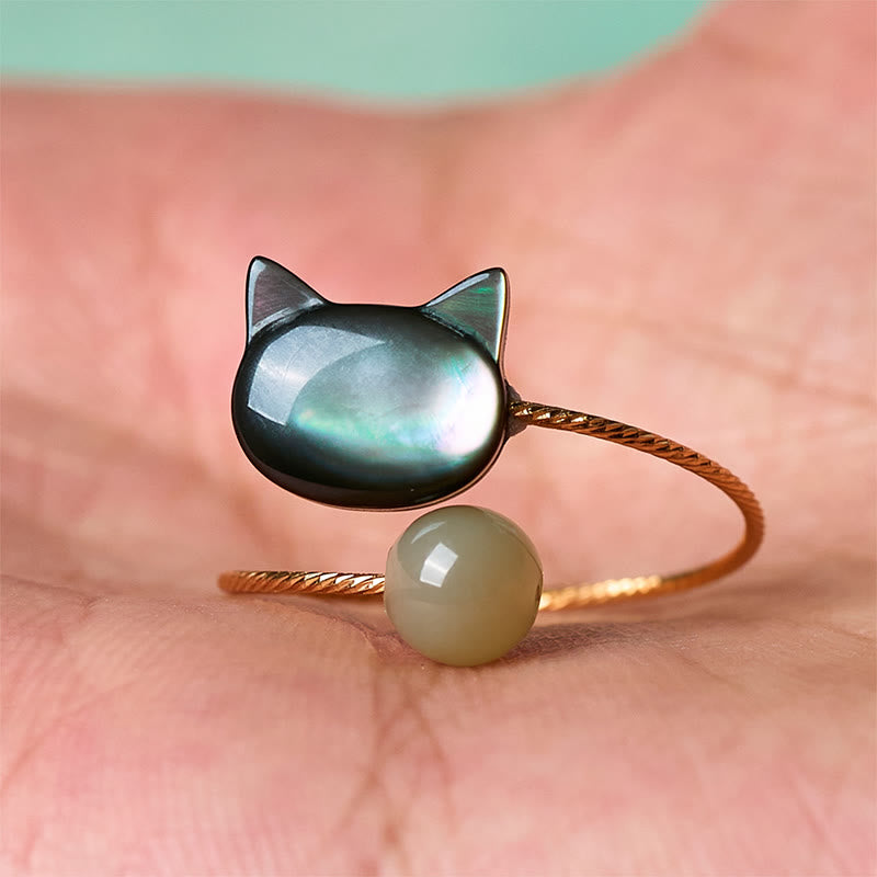 Adjustable Black Tridacna and Jade Carved Cat Blessing Ring