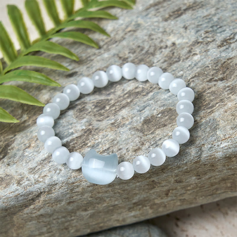 Adjustable Cat's Eye Beaded Bracelet with Cat Head Motif