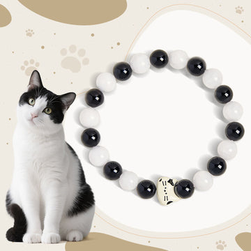 Bicolor Cat Motif Black Onyx and White Chalcedony Beaded Bracelet