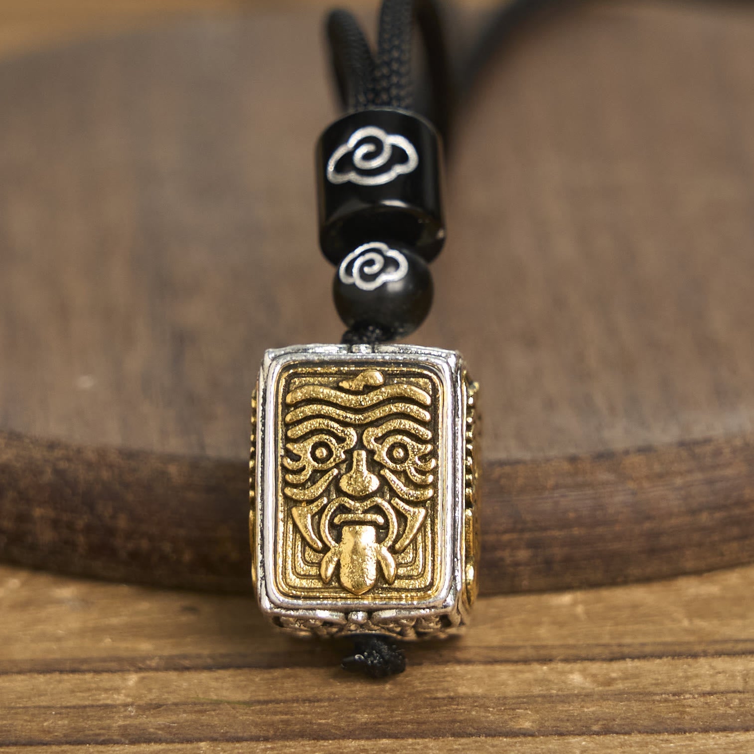 Tibetan Zakiram Goddess Of Wealth Protection Rope Square Necklace Pendant