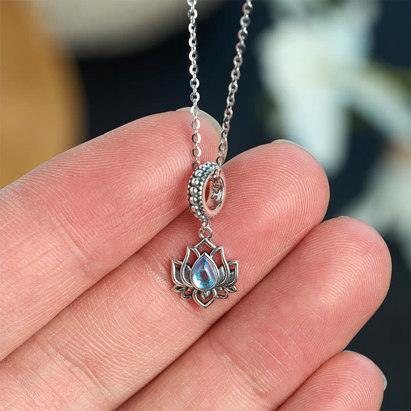 925 Sterling Silver Lotus Design Moonstone Healing Necklace Pendant