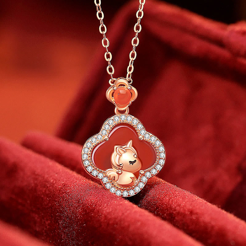 925 Sterling Silver Year Of The Horse Four Leaf Clover Red Agate Calm Necklace Pendant