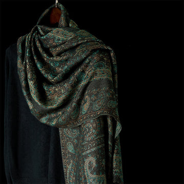 Tactile Green Geometric Pattern Tassel Meditation Shawl