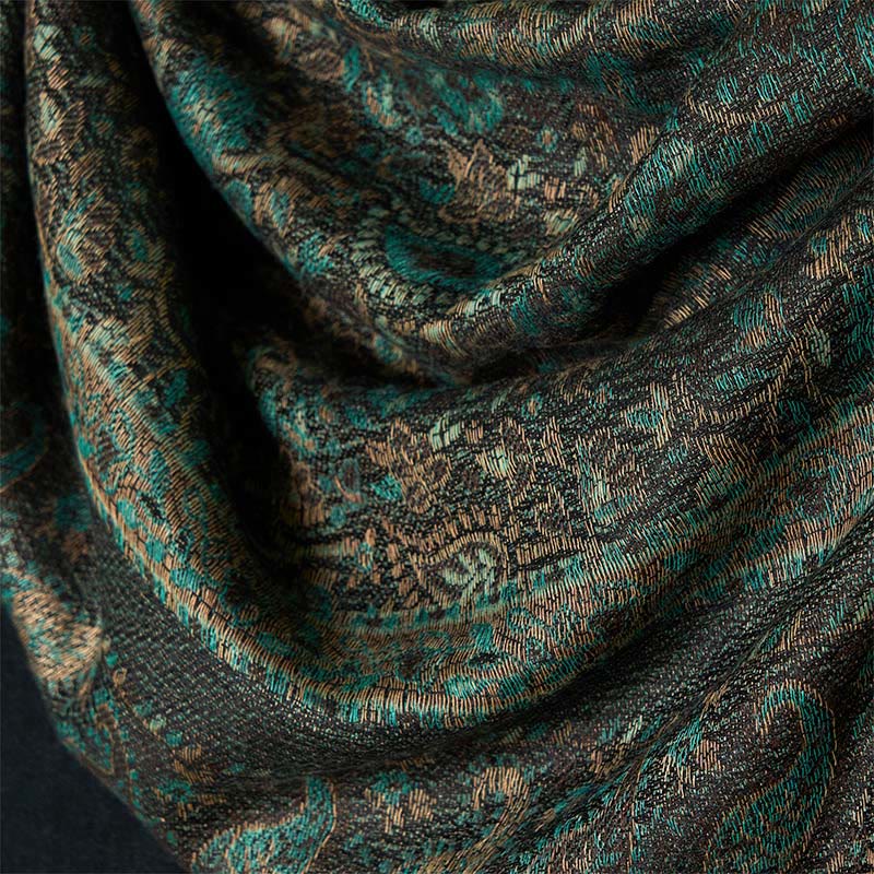 Tactile Green Geometric Pattern Tassel Meditation Shawl