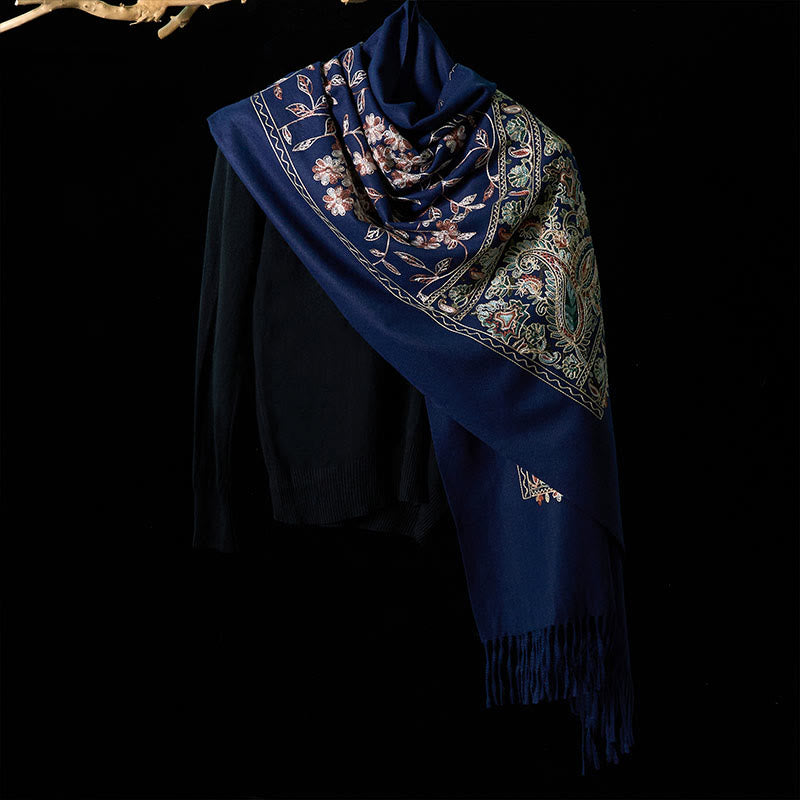 Winter Brown-beige Small Flower Vine Cashew Flower Pattern Tassel Cozy Scarf Shawl