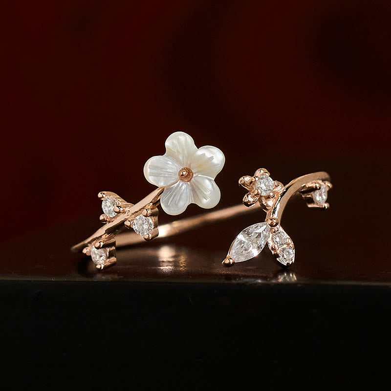 925 Sterling Silver and Seashell White Flower Adjustable Floral Ring