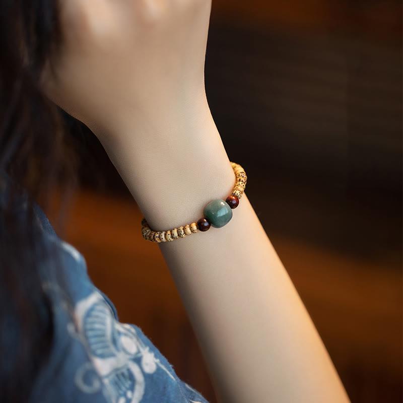 Handcrafted Small Leaf Red Sandalwood & Bodhi Seed Elastic Wisdom Bracelet
