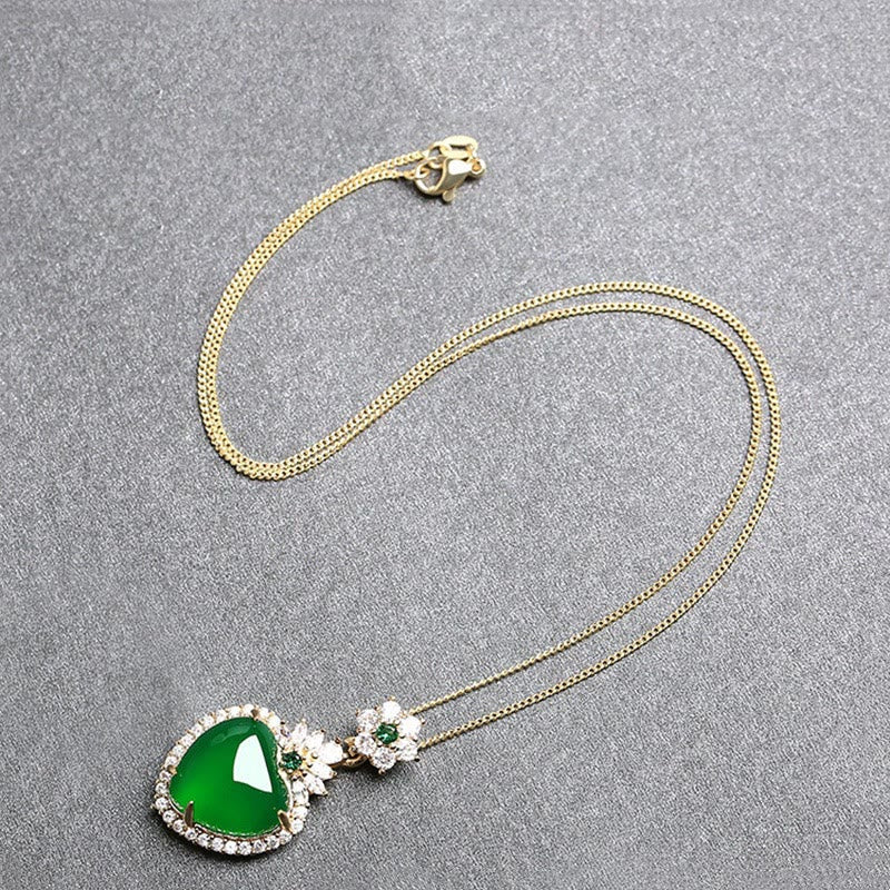 Green Chalcedony Love Heart Design Strength Necklace Pendant