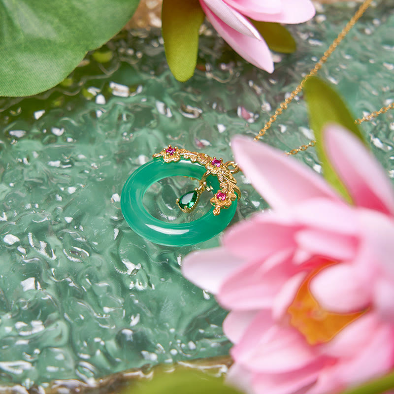 Green Chalcedony Peace Buckle Design Strength Necklace Pendant