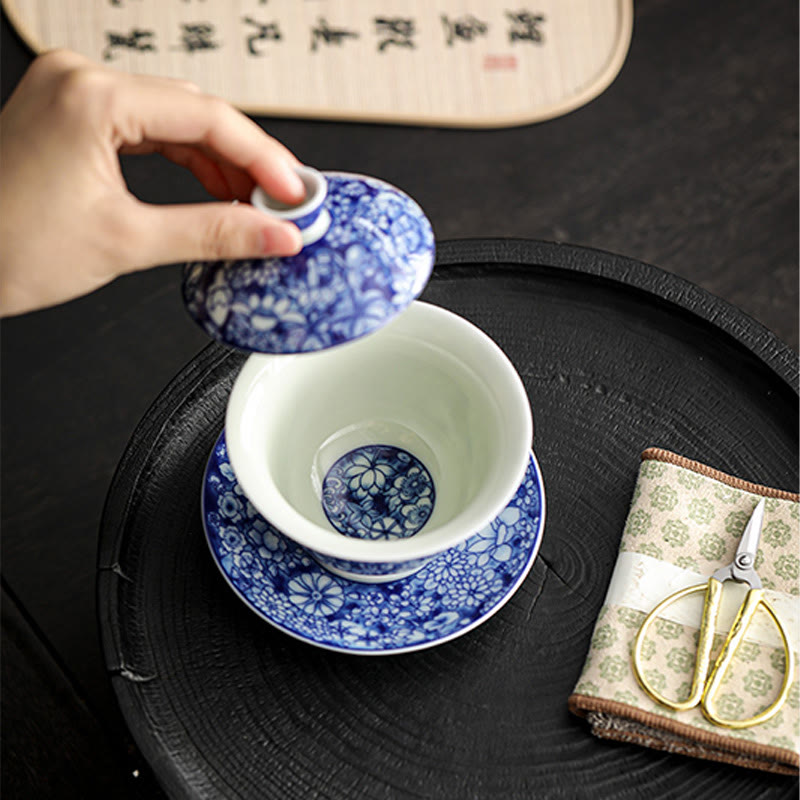 Vintage Blue And White Porcelain Ceramic Gaiwan Sancai Teacup Kung Fu Tea Cup And Saucer With Lid