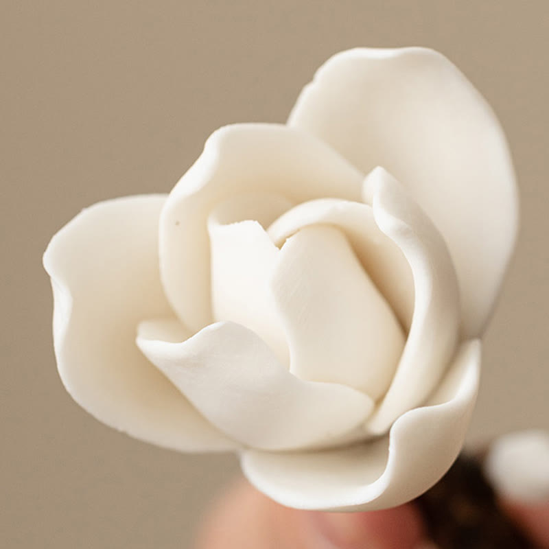 Ceramic Gardenia Flower Pattern Incense Burner for Mindful Aromatic Practice