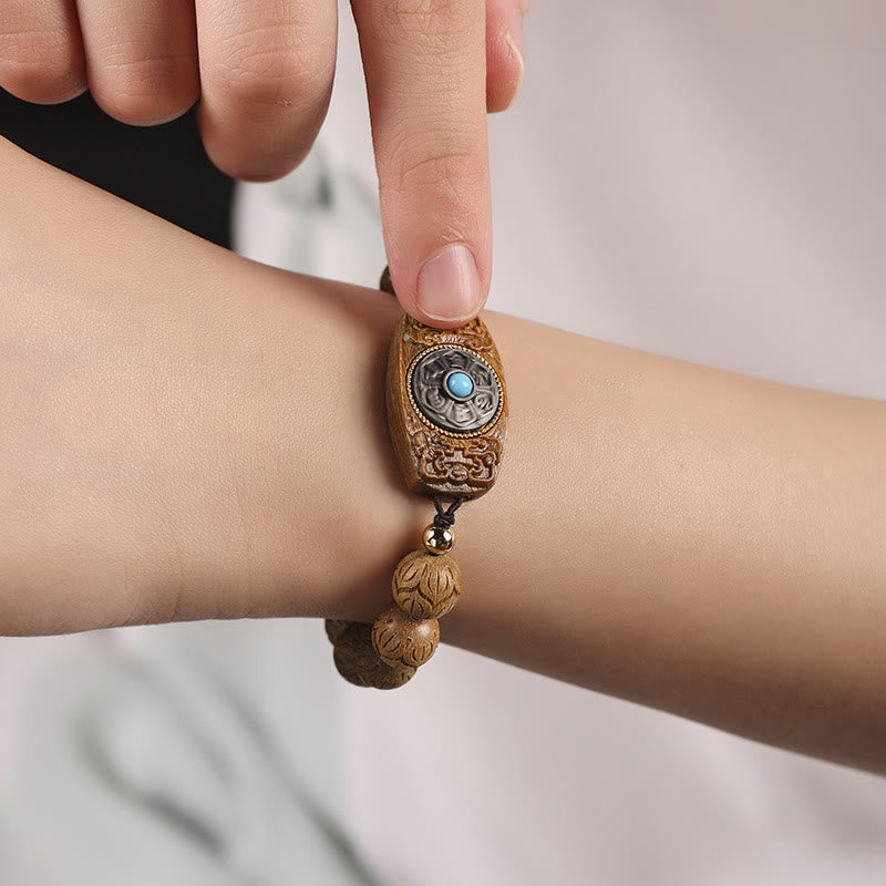 Om Mani Padme Hum Natural Wood Soothing Beaded Bracelet