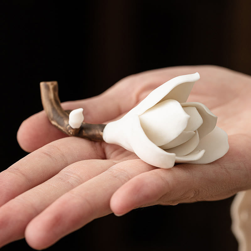 Ceramic Gardenia Flower Pattern Incense Burner for Mindful Aromatic Practice