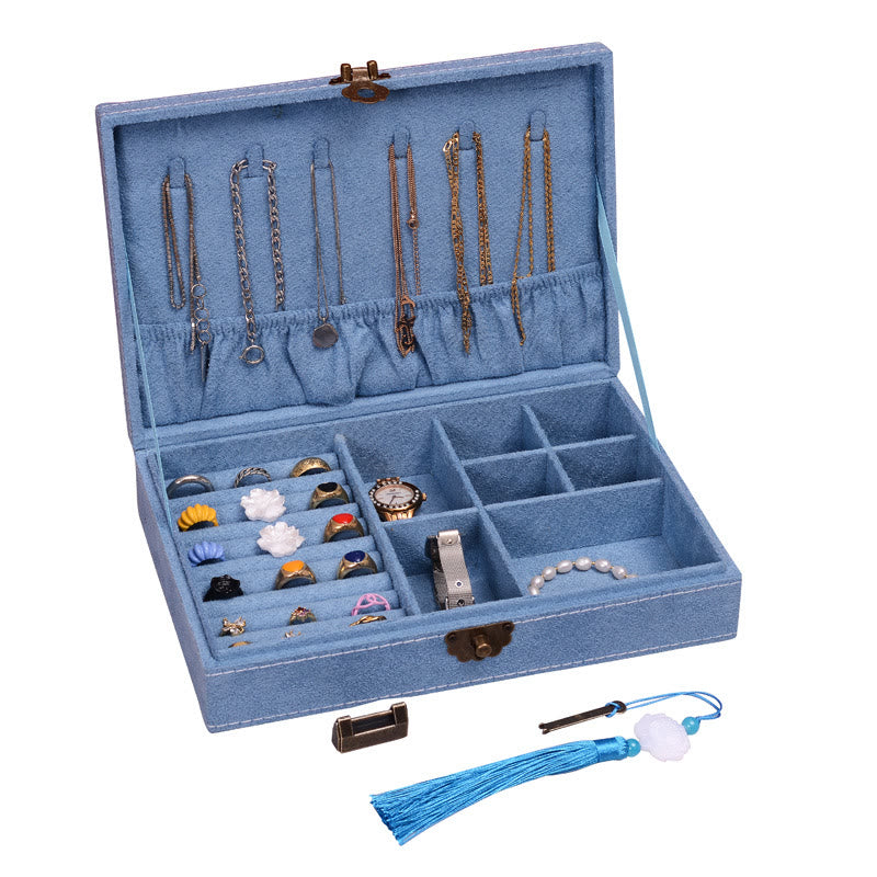 Minimalist Single Layer Flannel Jewelry Organizer with Secure Lock