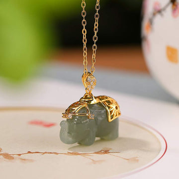 Gold Plated 925 Sterling Silver Jade Elephant Pendant Unisex Necklace