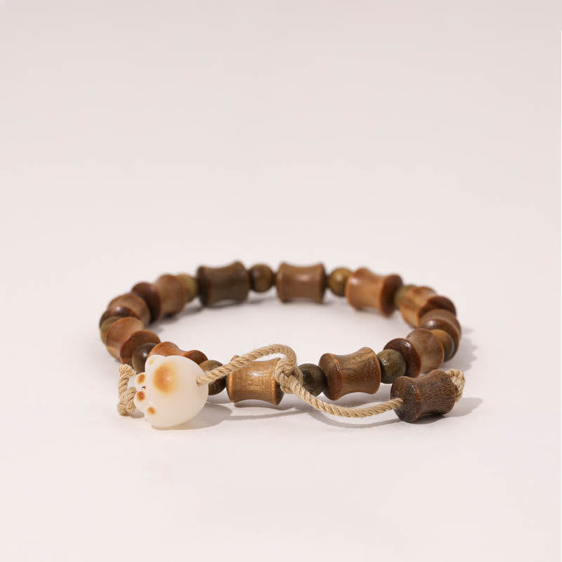 Natural Green Sandalwood & Bodhi Seed Carved Cat Claw Bamboo Bracelet