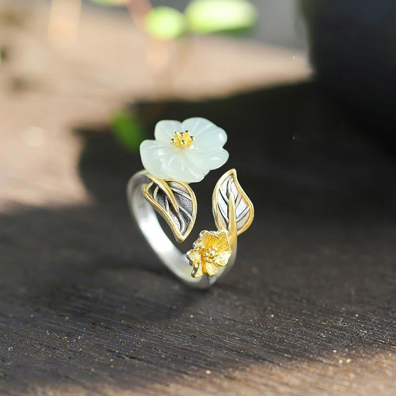 Botanical White Jade Plum Blossom Leaf 925 Silver Plated Copper Ring