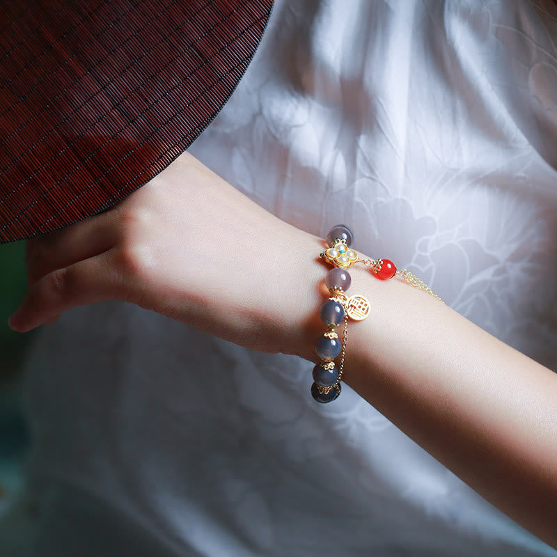 Natural Gray Agate and Pearl Beaded Bracelet with Fu Symbol Tassel