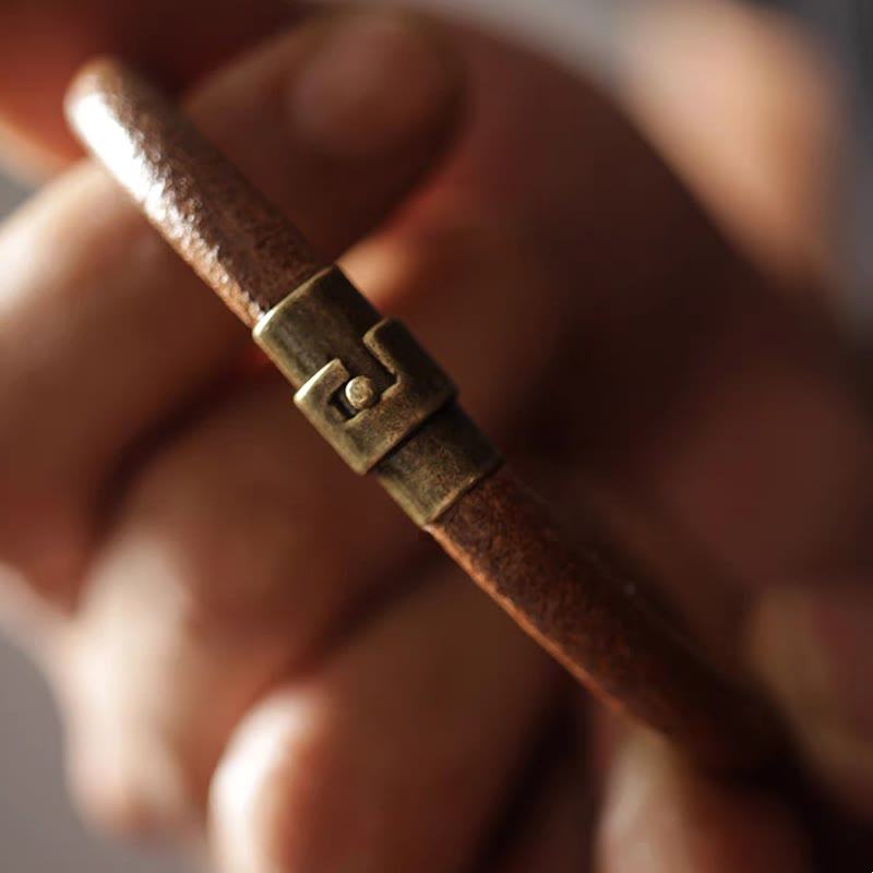 Retro Leather Luck Healing Copper Magnetic Buckle Bracelet