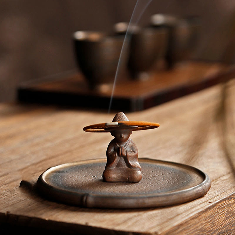 Minimalist Meditating Figure Ceramic Incense Burner with Optional Sandalwood