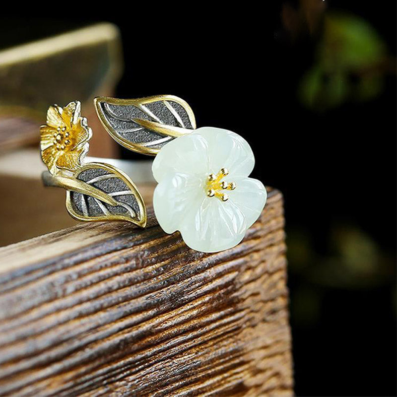 Botanical White Jade Plum Blossom Leaf 925 Silver Plated Copper Ring