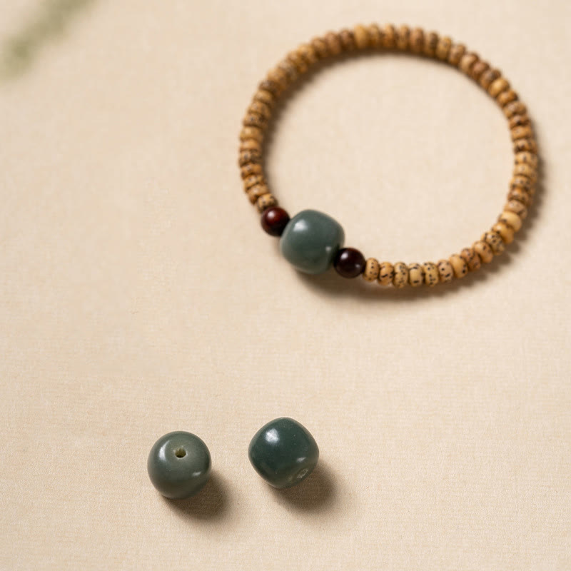 Handcrafted Small Leaf Red Sandalwood & Bodhi Seed Elastic Wisdom Bracelet