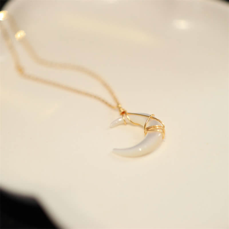 Natural Tridacna Stone Crescent Moon Blessing Necklace Pendant