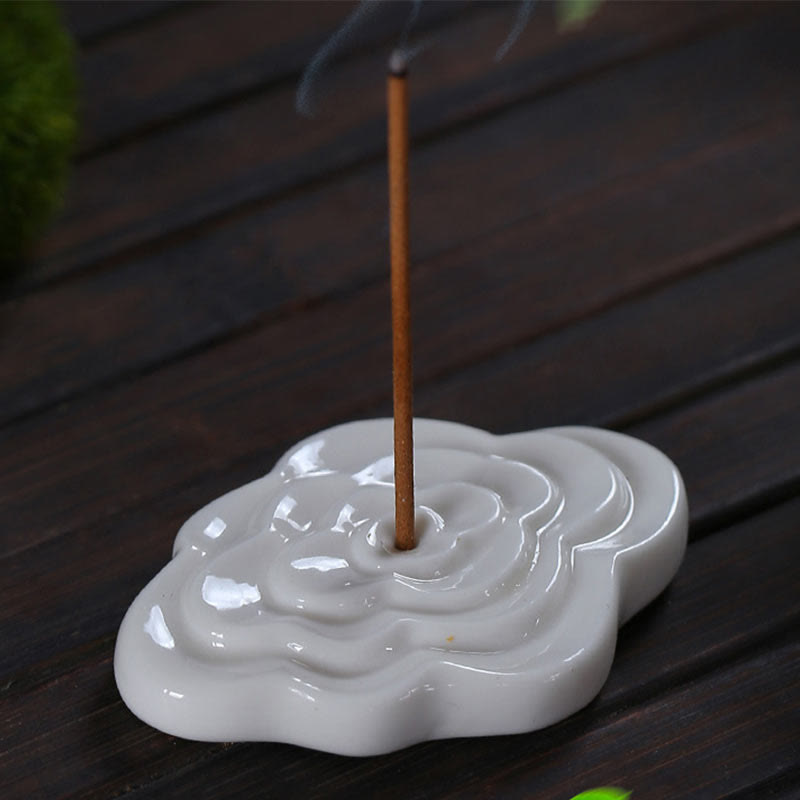 Mini Ceramic Auspicious Clouds Stick Incense Burner for Mindful Spaces