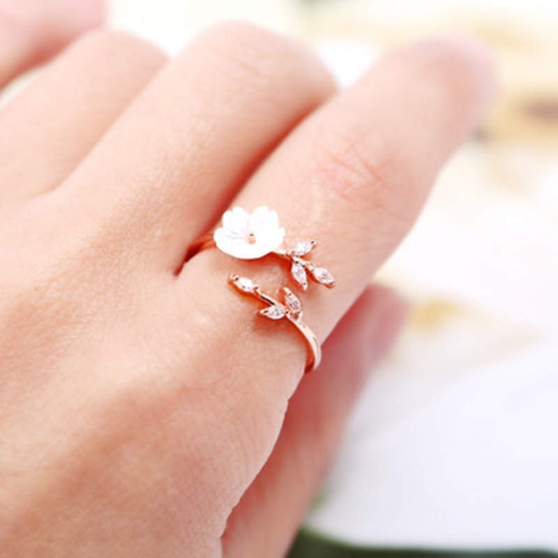 Plum Blossom Leaf Pattern Copper Luck Ring