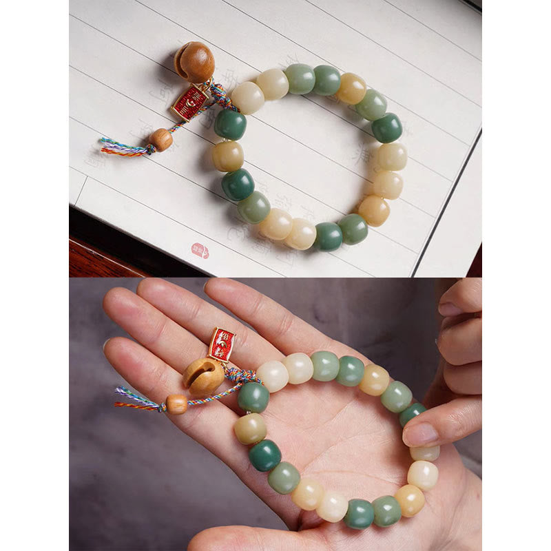 Natural Gradient Bodhi Seed Bracelet with Mokugyo Wooden Fish Charm