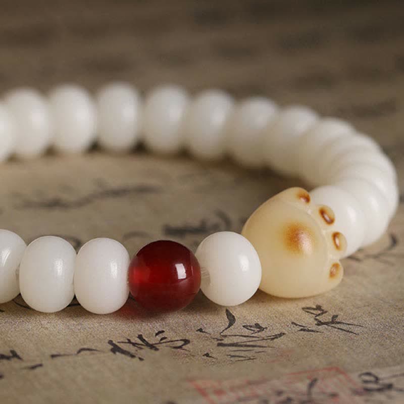 Natural Bodhi Seed and Charming Paw Lucky Cat Bracelet