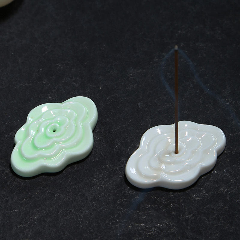 Mini Ceramic Auspicious Clouds Stick Incense Burner for Mindful Spaces
