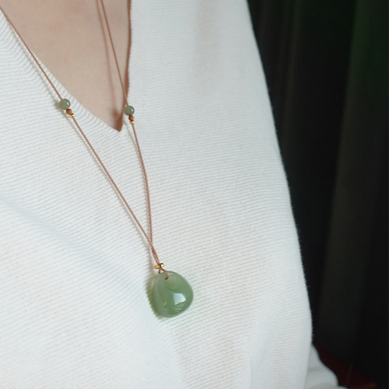 Natural Jade Luck Prosperity Necklace Pendant (Random Color)
