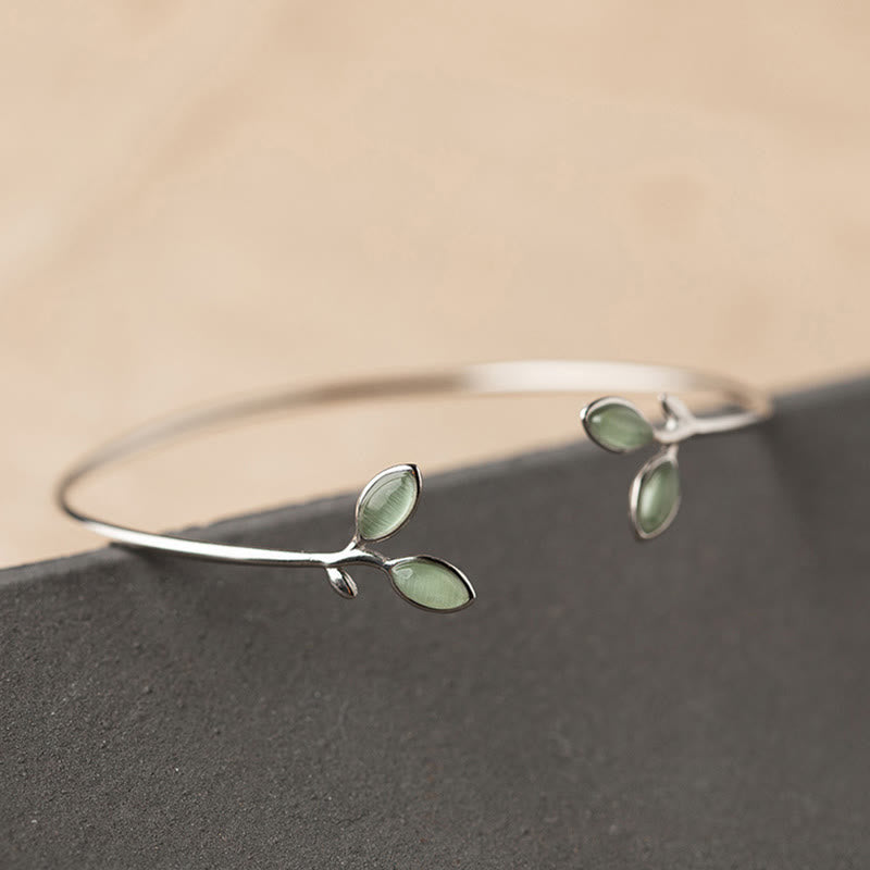 Leaf Pattern Cat Eye Support Cuff Bracelet Bangle