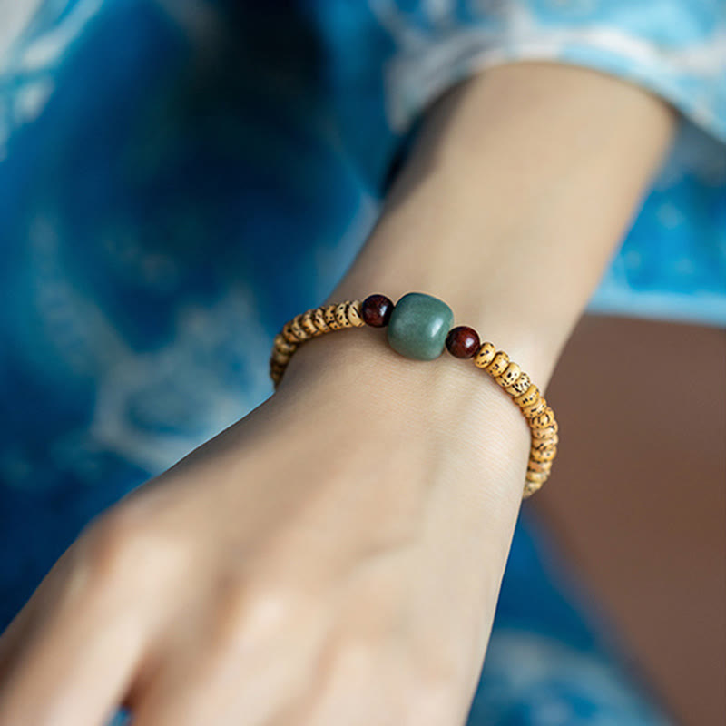 Handcrafted Small Leaf Red Sandalwood & Bodhi Seed Elastic Wisdom Bracelet